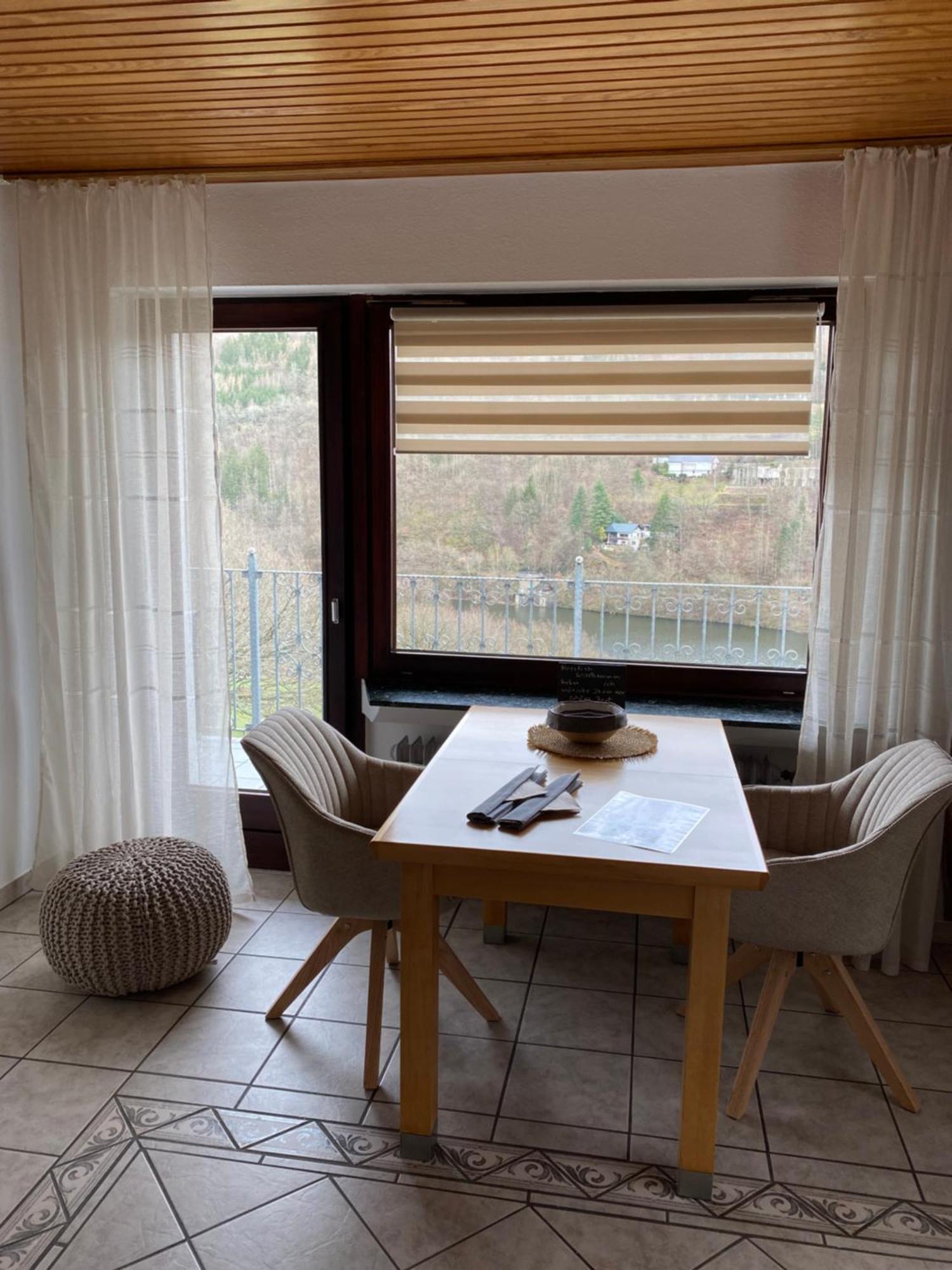 Traumblick Appartement Einruhr